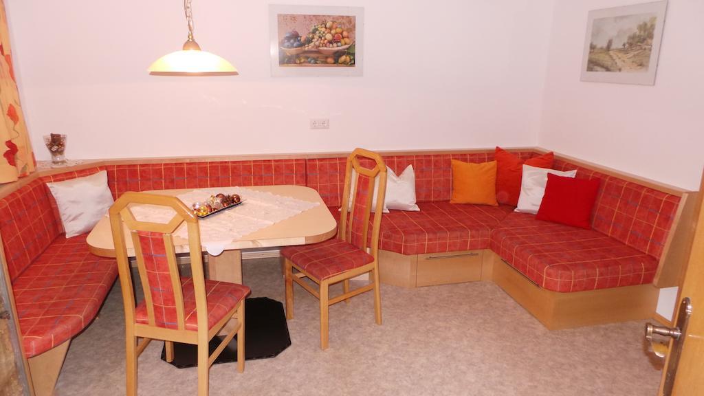 Ferienwohnung Haus Rainer Matrei in Osttirol Zimmer foto